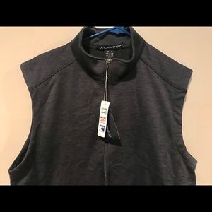 Devon & Jones NWT Navy Vest